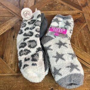 SO and warm & Snuggly slipper socks size 9-11